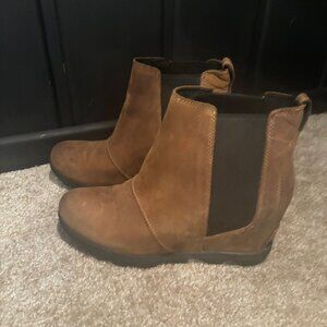 SOREL Womens Chelsea Boots Size 9 waterproof leather